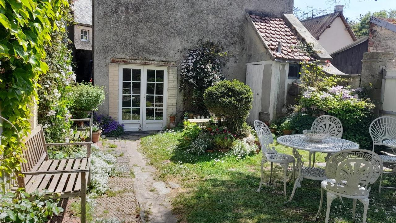 아로만체스레방 Abrigermaine B&B 외부 사진
